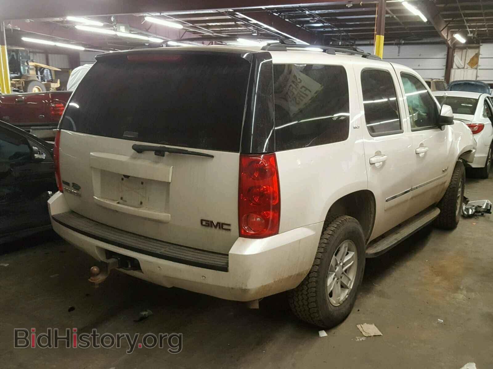 2011 GMC YUKON - VIN: 1GKS2CE01BR100351 - Фото 4