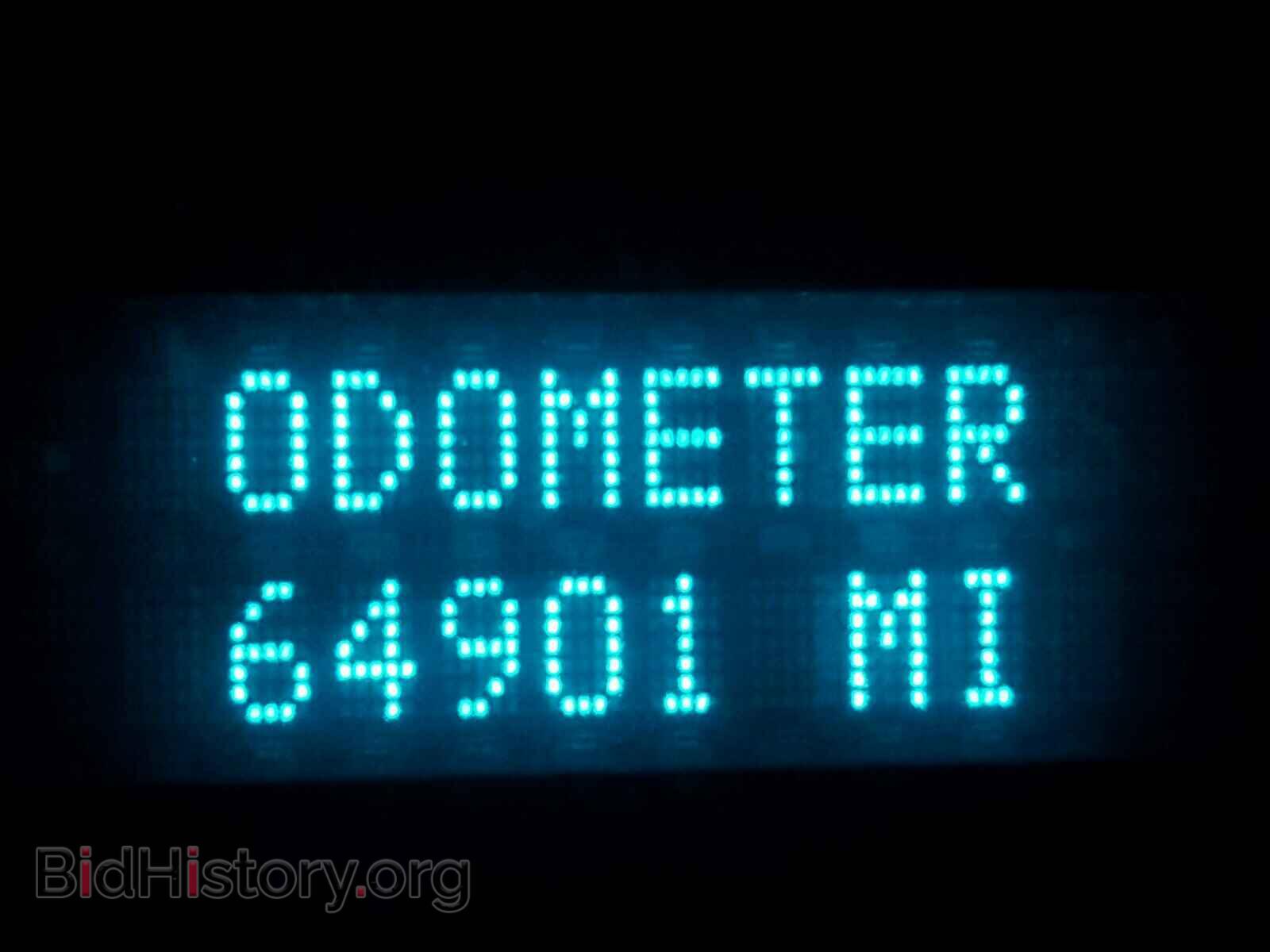 2011 GMC YUKON - VIN: 1GKS2CE01BR100351 - Фото 8