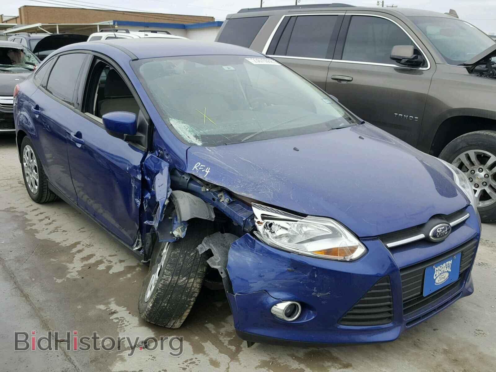 Photo 1FAHP3F23CL400197 - FORD FOCUS 2012