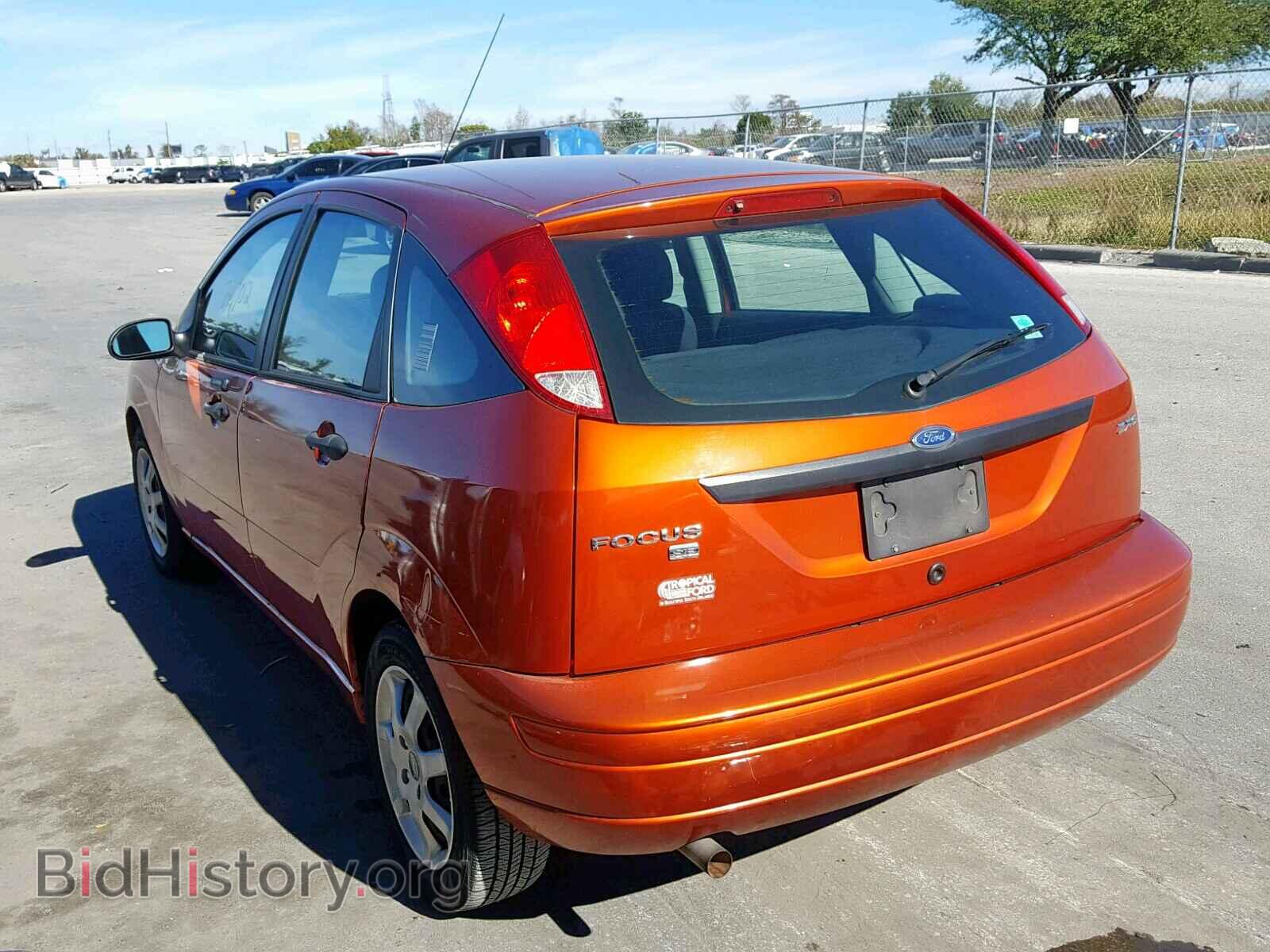2005 FORD FOCUS - VIN: 3FAFP37N75R112476 - Фото 3