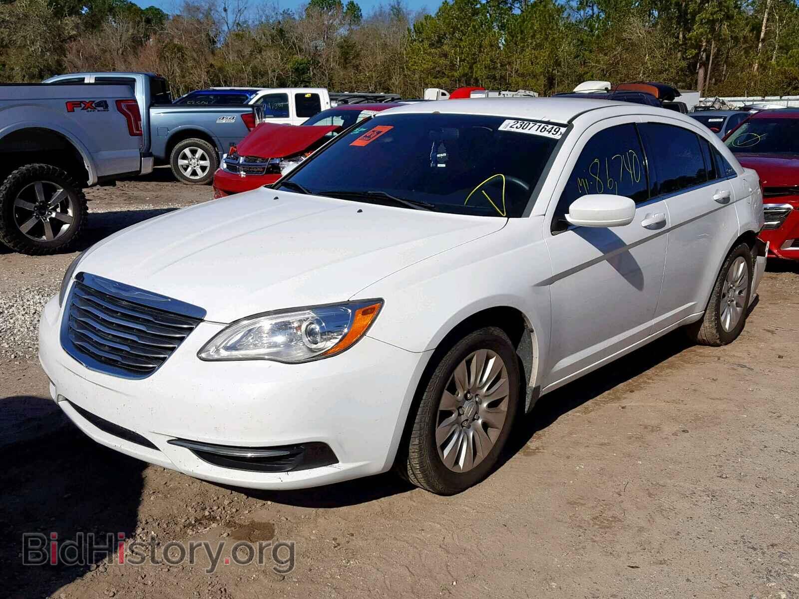 2014 CHRYSLER 200 - VIN: 1C3CCBAB9EN204956 - Фото 2