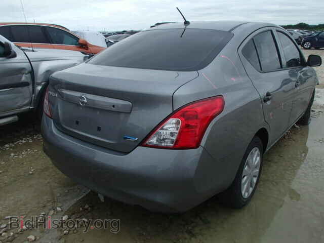 2014 Nissan VERSA (VIN 3N1CN7AP1EL807885) — фото 4 из 10