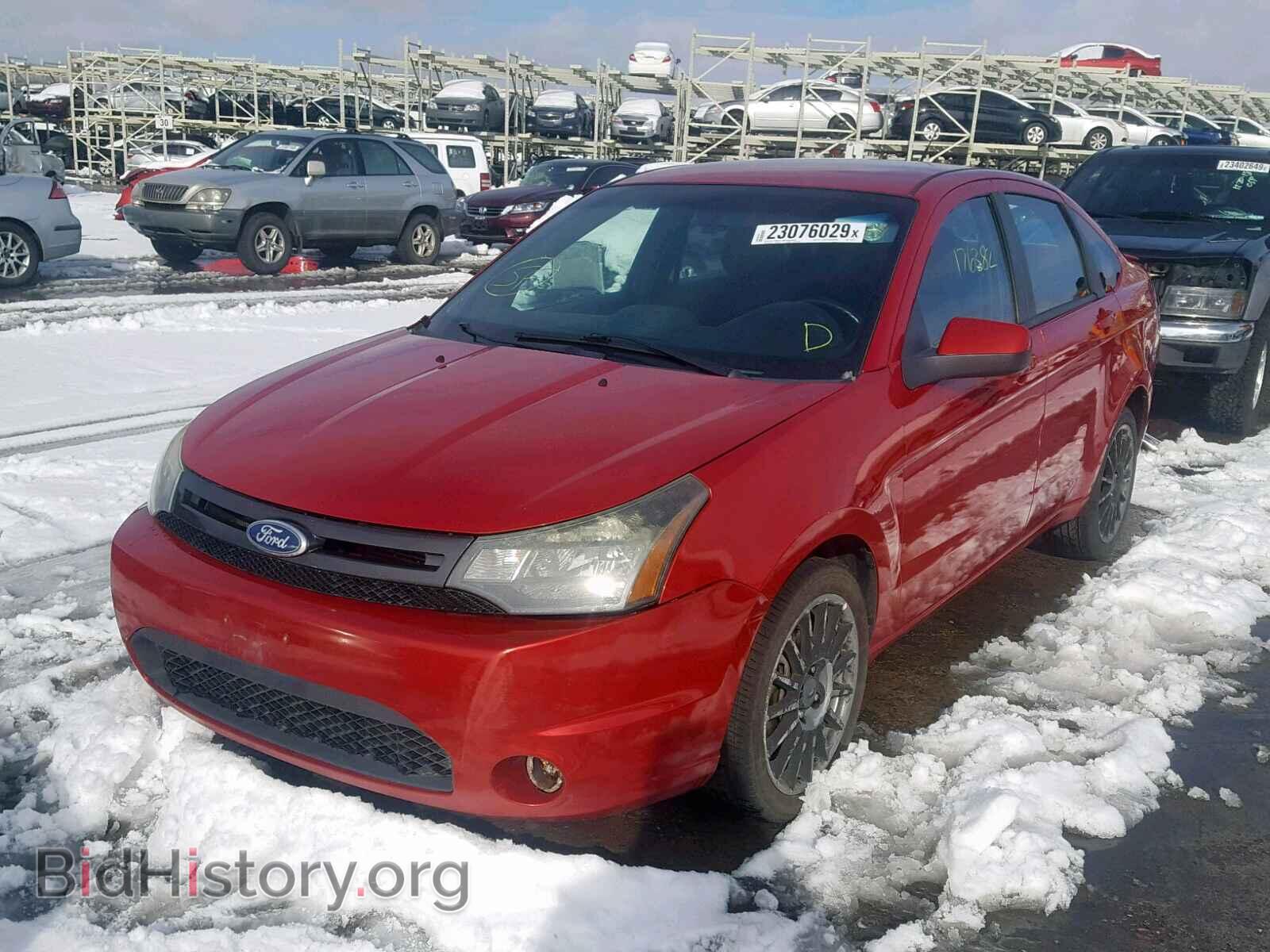 2010 FORD FOCUS - VIN: 1FAHP3GN9AW272570 - Фото 2