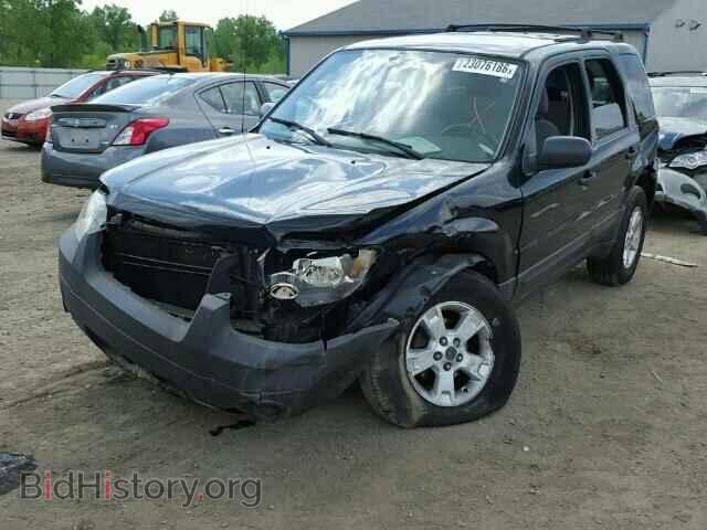 2007 FORD ESCAPE - VIN: 1FMYU03167KA98103 - Фото 2
