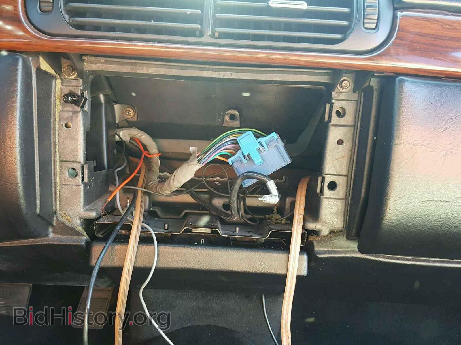 1997 CADILLAC DEVILLE - VIN: 1G6KD54YXVU272178 - Photo 9