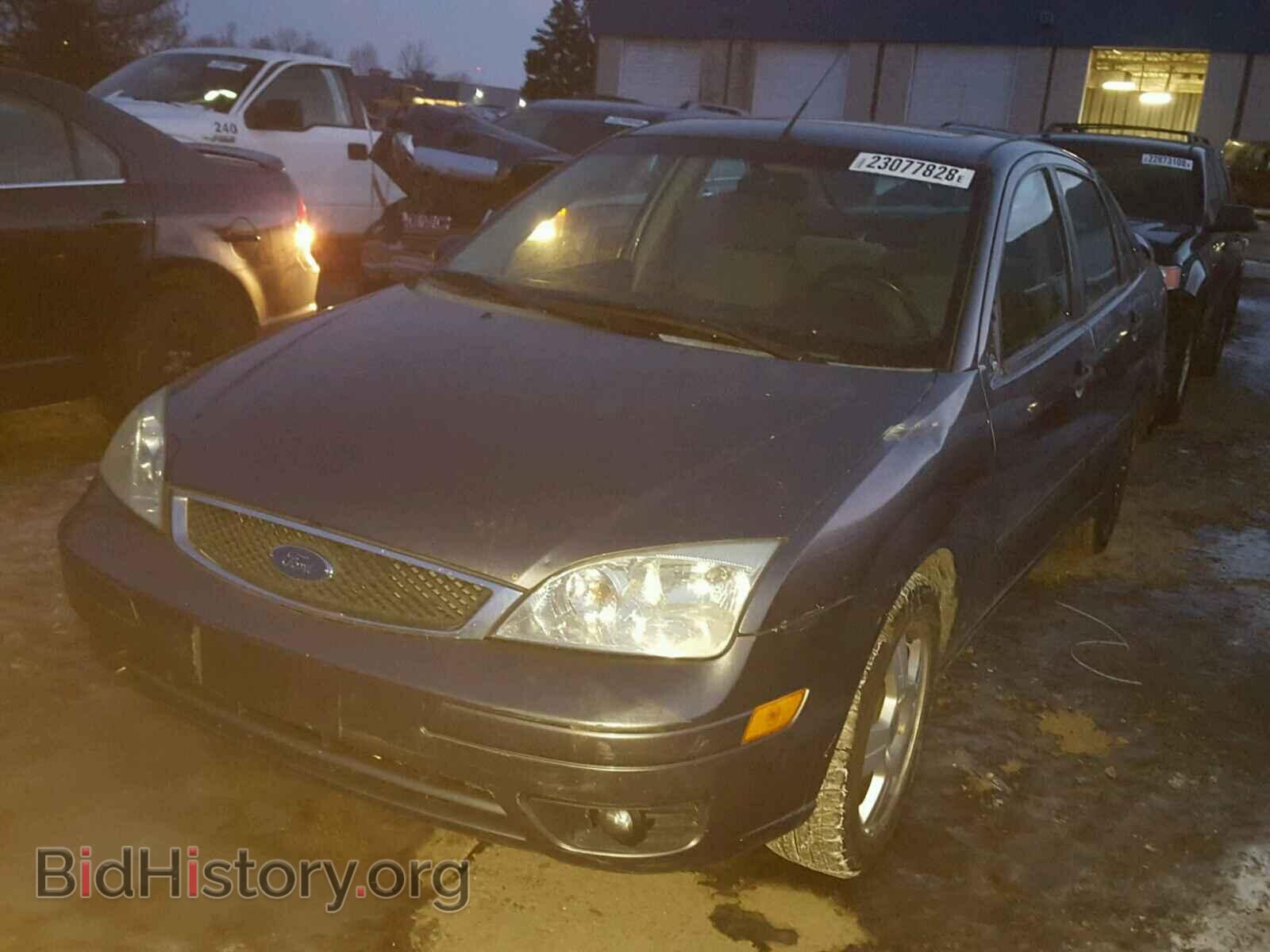 2007 FORD FOCUS - VIN: 1FAFP34N97W154099 - Фото 2