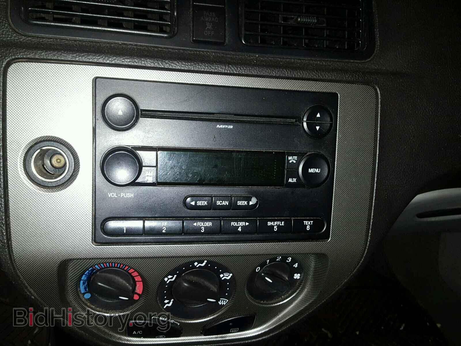 2007 FORD FOCUS - VIN: 1FAFP34N97W154099 - Фото 9