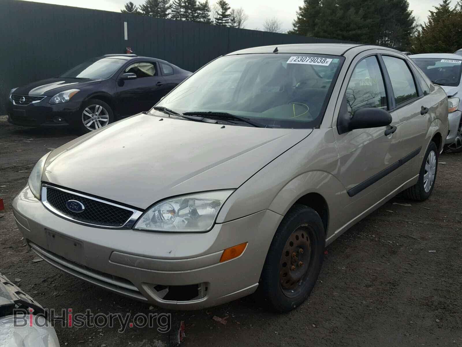 2007 FORD FOCUS - VIN: 1FAFP34N97W310366 - Фото 2