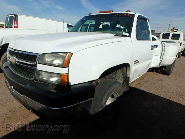2006 CHEVROLET SILVERADO - VIN: 1GCJC33206F107596 - Фото 2