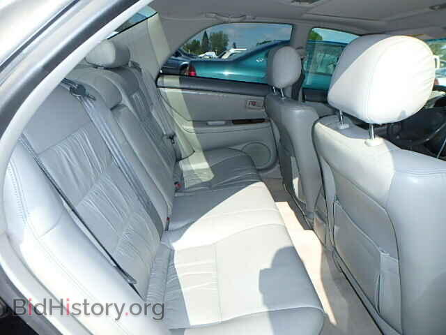 1998 LEXUS ES300 - VIN: JT8BF28G5W0108738 - Фото 6