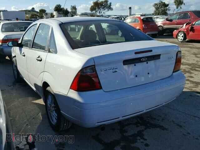 2005 FORD FOCUS - VIN: 1FAFP34N15W196103 - Фото 3