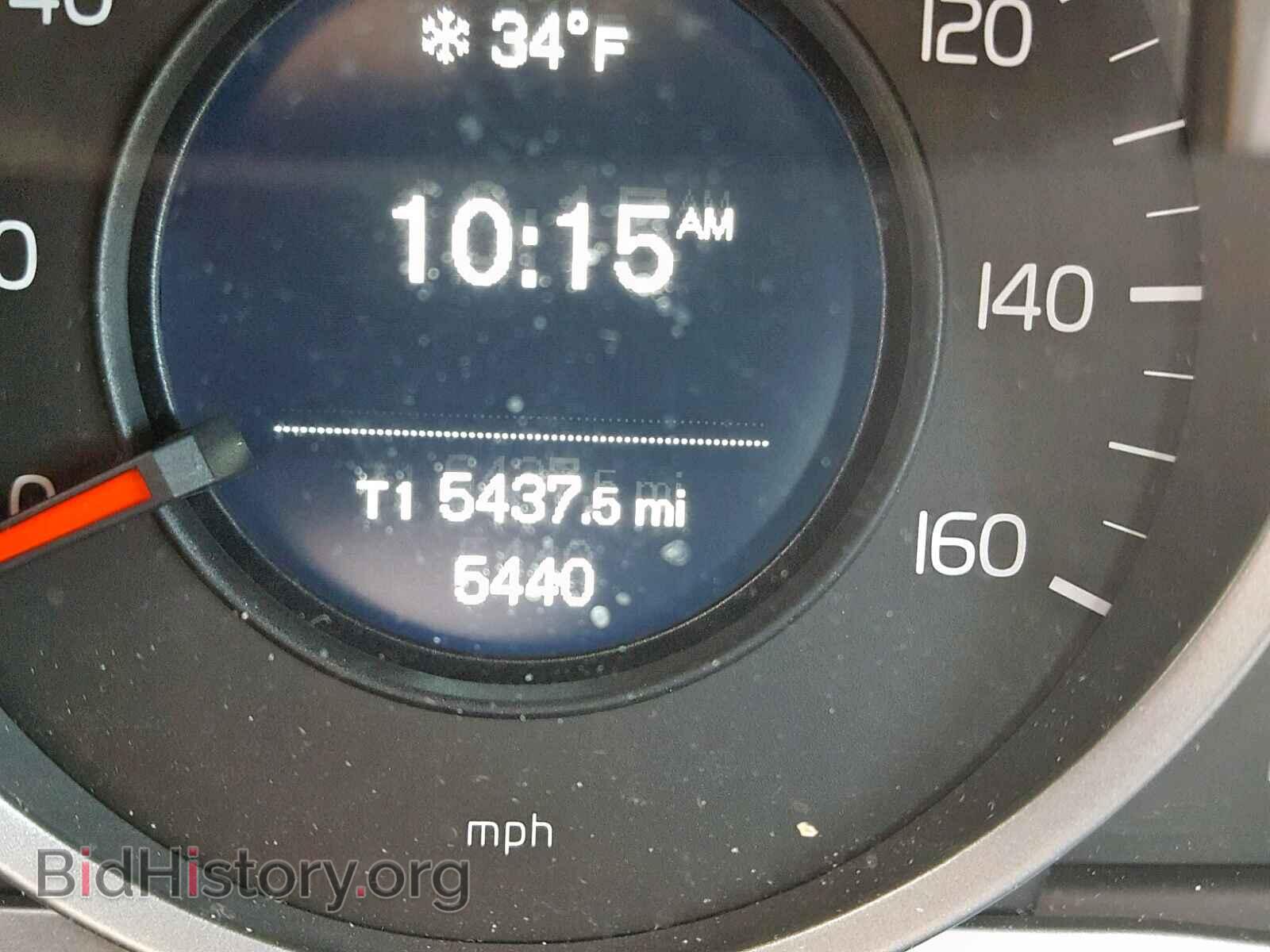 2017 VOLVO S60 - VIN: YV126MFL2H2432163 - Фото 8