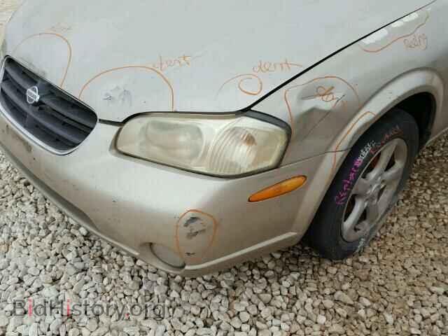2000 NISSAN MAXIMA - VIN: JN1CA31D6YT525977 - Photo 9