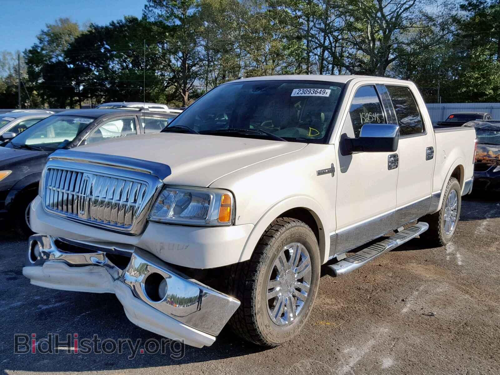 2007 LINCOLN MARK LT - VIN: 5LTPW16557FJ10150 - Фото 2