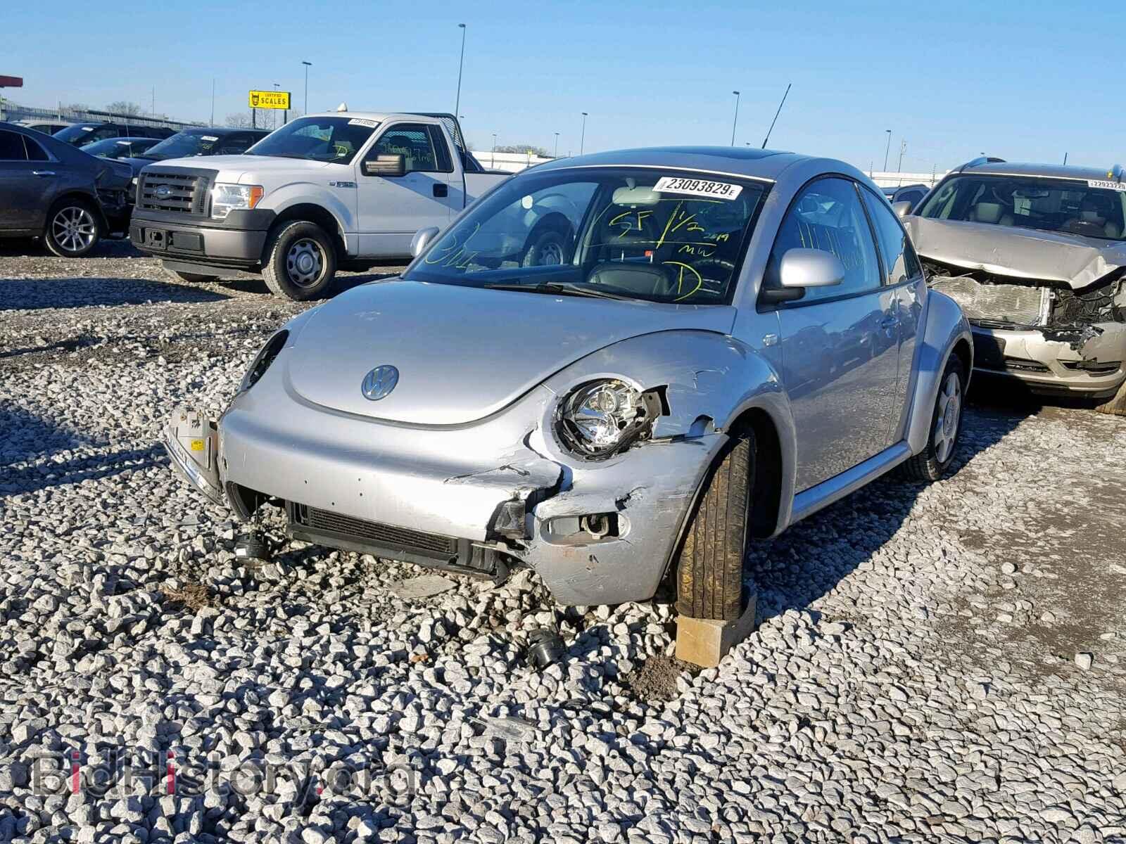 2000 VOLKSWAGEN BEETLE - VIN: 3VWCA21CXYM478320 - Фото 2