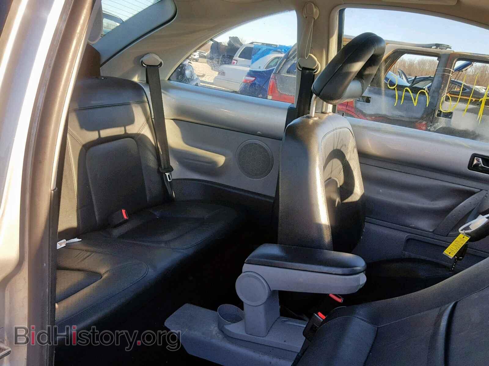 2000 VOLKSWAGEN BEETLE - VIN: 3VWCA21CXYM478320 - Фото 6