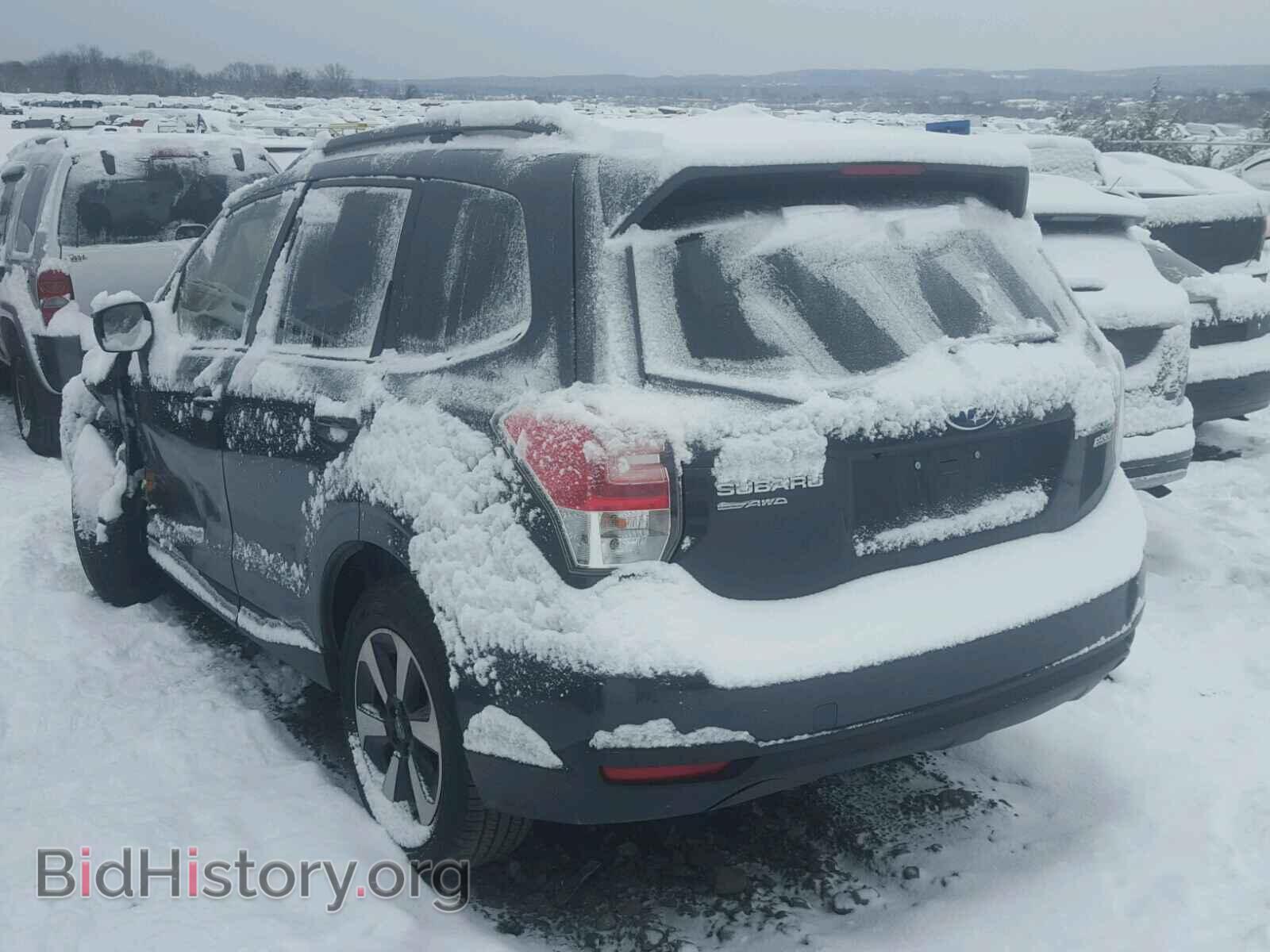 2017 SUBARU FORESTER - VIN: JF2SJAGC7HH573424 - Фото 3