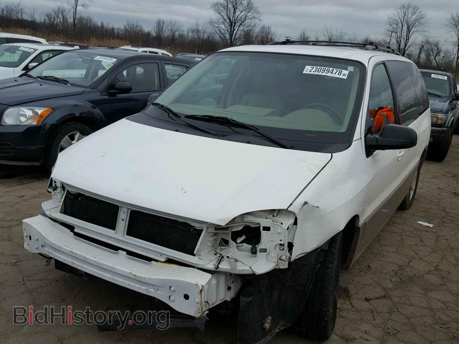 2004 FORD FREESTAR - VIN: 2FMZA58284BA91543 - Фото 2
