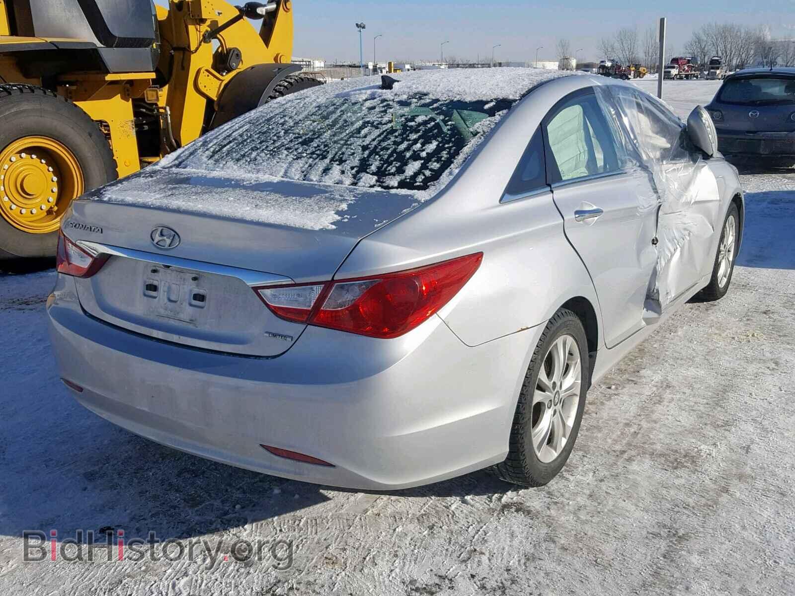 2012 HYUNDAI SONATA - VIN: 5NPEC4ACXCH323282 - Фото 4