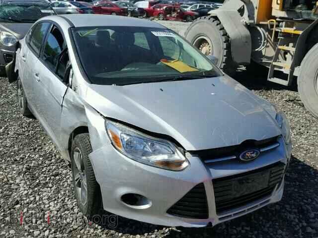 Photo 1FAHP3F29CL473221 - FORD FOCUS 2012
