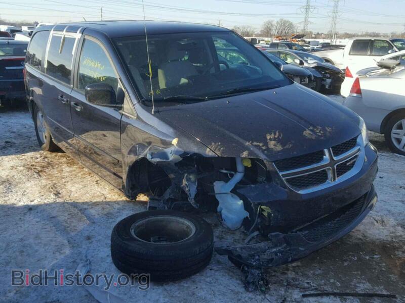 2011 Dodge CARAVAN Grand Cara (VIN 2D4RN3DG8BR697043) — photo 1 of 10, Copart, damage: front end