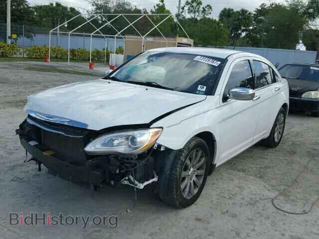 2013 CHRYSLER 200 - VIN: 1C3CCBCG1DN514848 - Фото 2