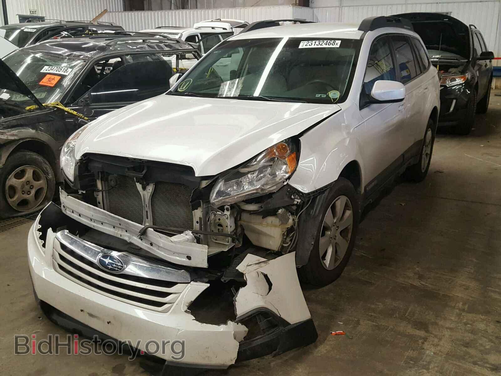 2011 SUBARU OUTBACK - VIN: 4S4BRBFC5B3411807 - Photo 2