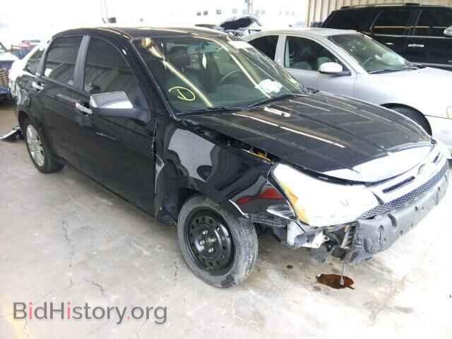 Photo 1FAHP37NX9W117912 - FORD FOCUS 2009
