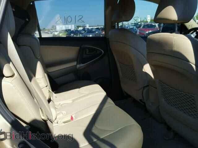 2011 TOYOTA RAV4 - VIN: JTMDK4DVXBD018591 - Фото 6