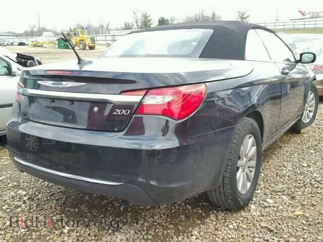 2012 CHRYSLER 200 - VIN: 1C3BCBEBXCN218755 - Фото 4