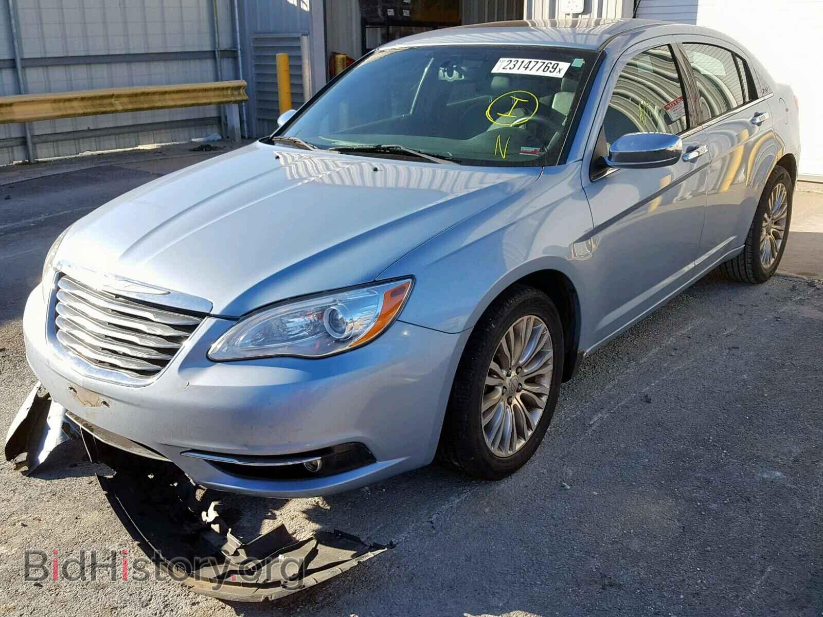 2012 CHRYSLER 200 - VIN: 1C3CCBCGXCN308250 - Фото 2