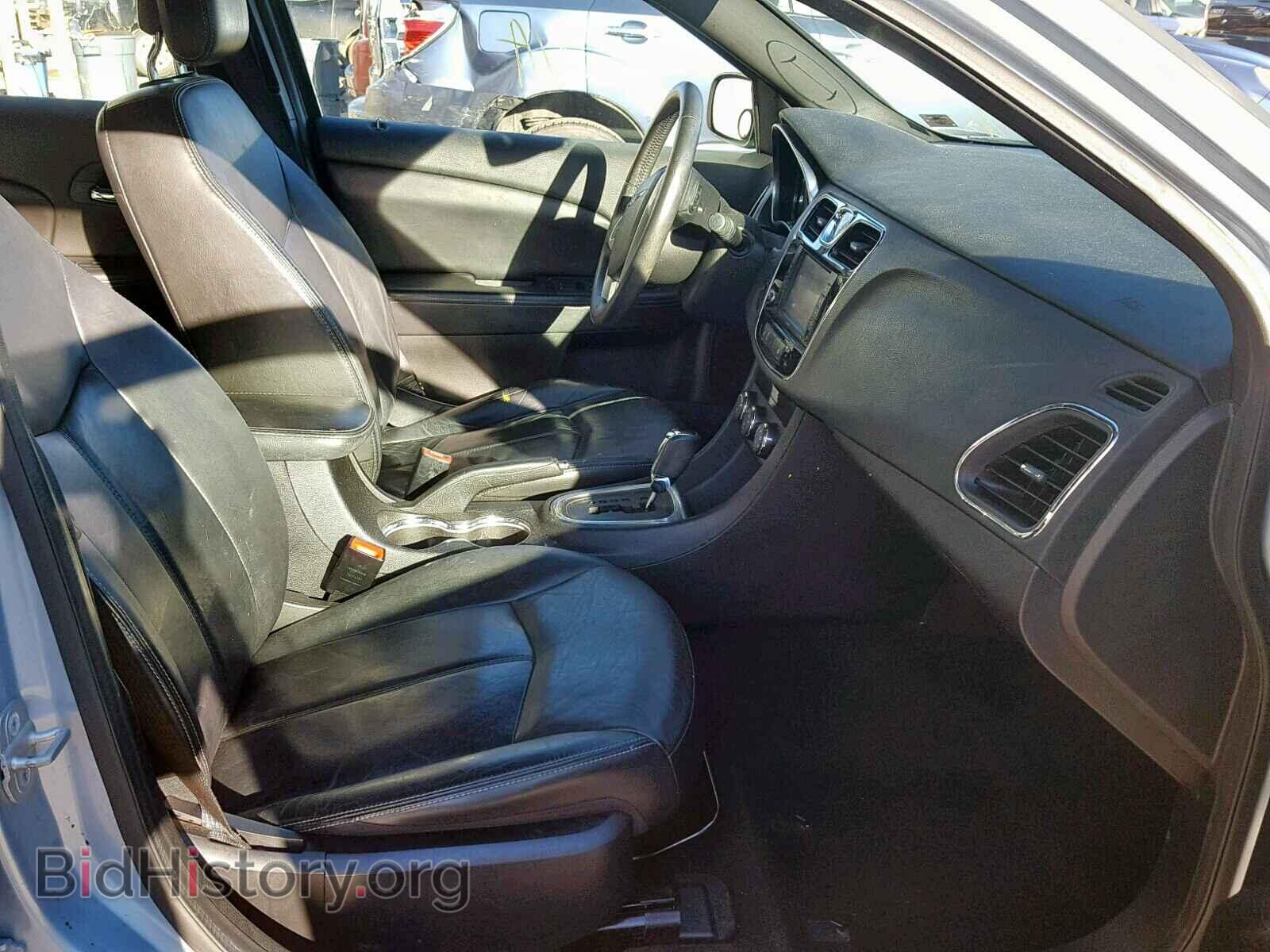 2012 CHRYSLER 200 - VIN: 1C3CCBCGXCN308250 - Фото 5