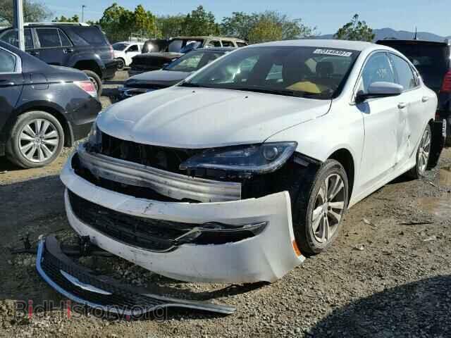 2015 CHRYSLER 200 - VIN: 1C3CCCAB6FN693520 - Photo 2
