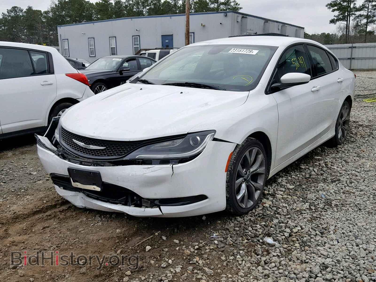 2015 CHRYSLER 200 - VIN: 1C3CCCBG4FN604702 - Фото 2