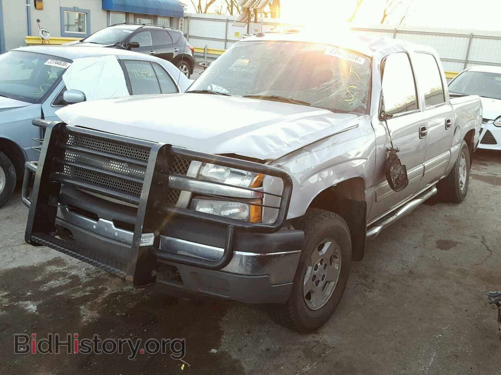 2005 CHEVROLET SILVERADO - VIN: 2GCEK13T551105155 - Фото 2