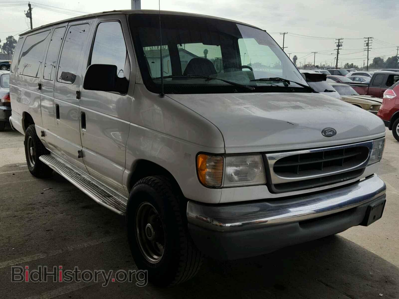 Photo 1FBSS31S7YHB63881 - FORD ECONOLINE 2000