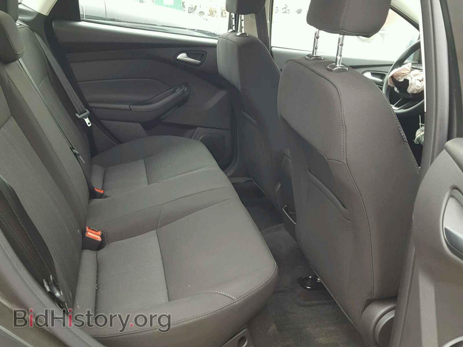 2017 FORD FOCUS - VIN: 1FADP3F26HL334492 - Photo 6