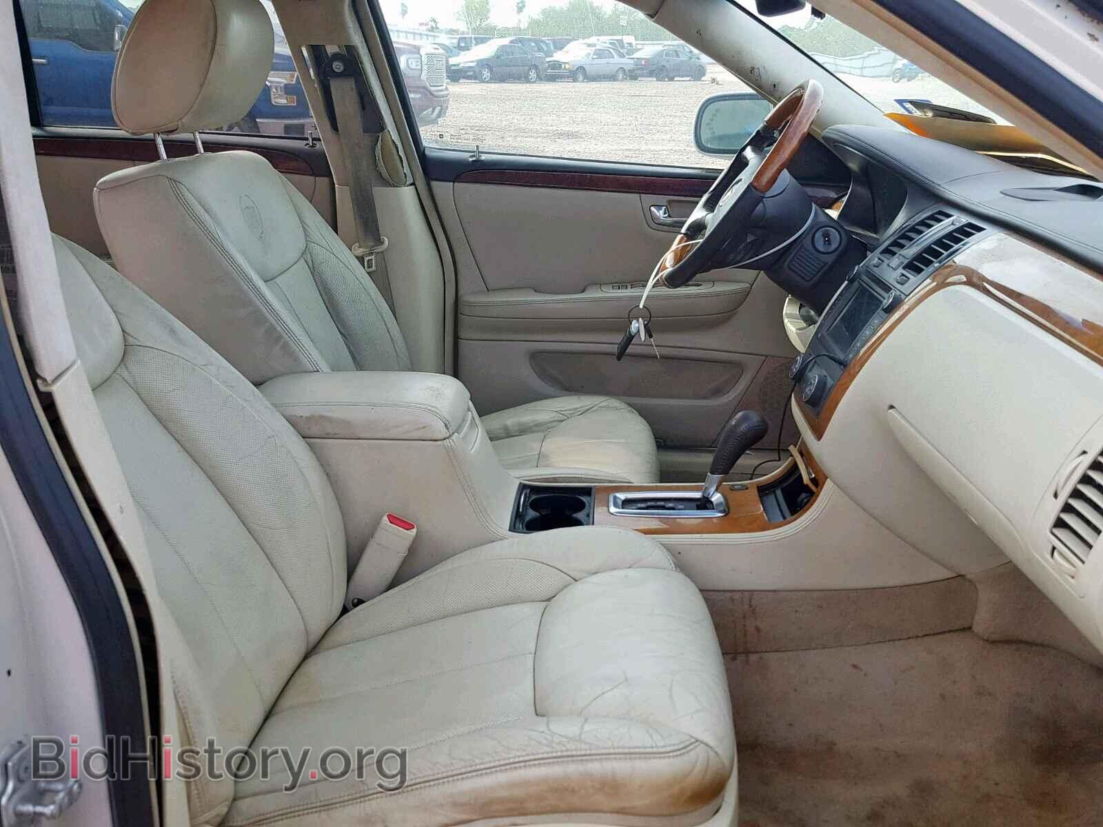 2010 CADILLAC DTS - VIN: 1G6KP5E90AU114070 - Фото 5