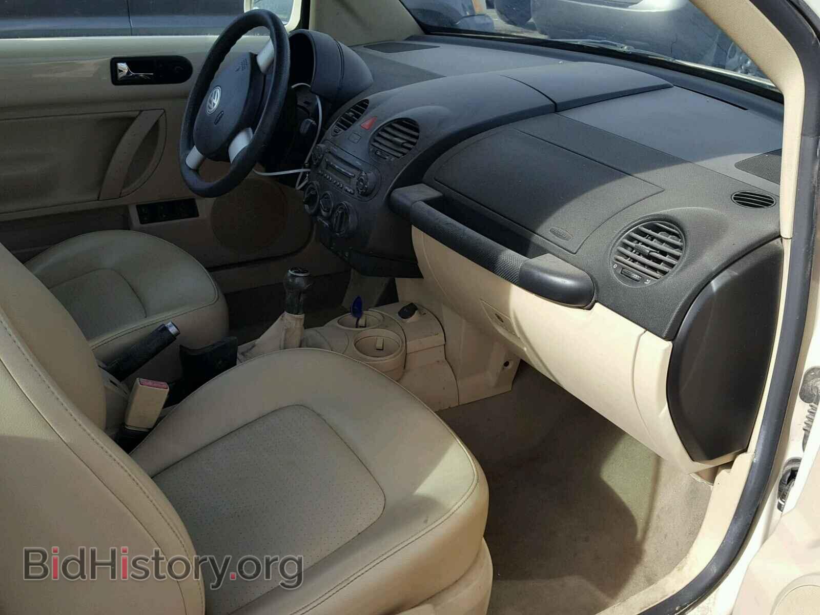 2004 VOLKSWAGEN BEETLE - VIN: 3VWCD31Y04M346282 - Фото 5