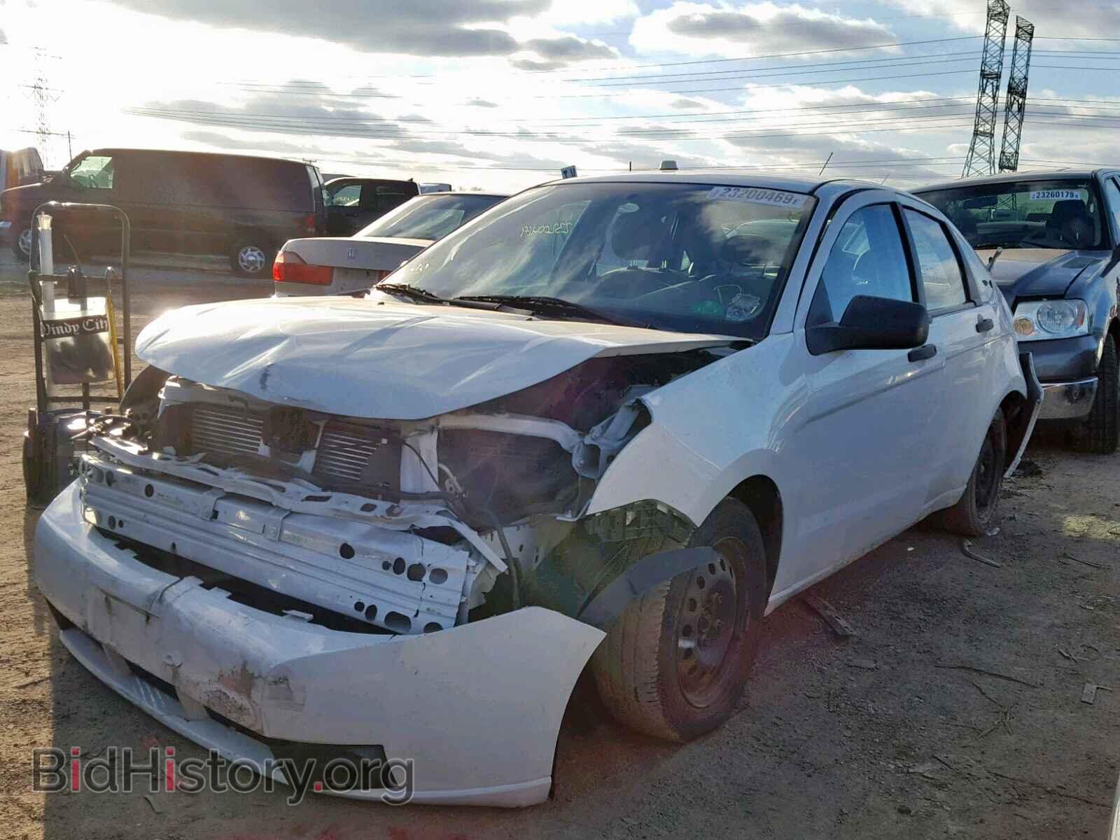 2010 FORD FOCUS - VIN: 1FAHP3EN2AW280920 - Фото 2