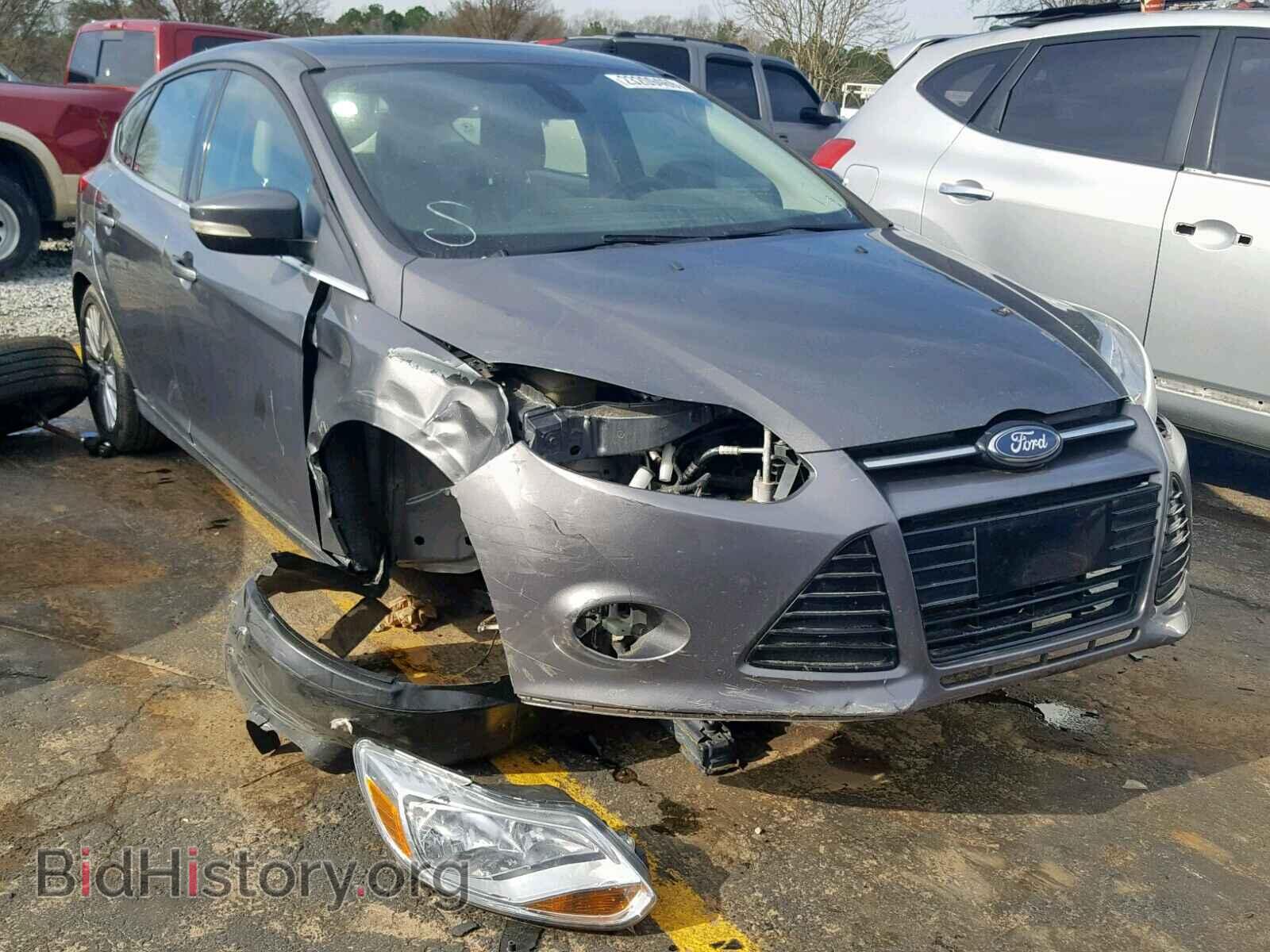 Photo 1FAHP3M24CL335640 - FORD FOCUS 2012