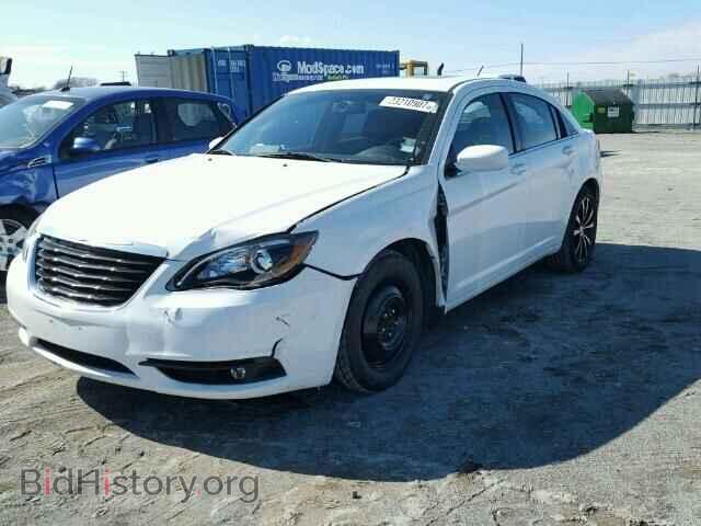 2013 CHRYSLER 200 - VIN: 1C3CCBCG7DN652989 - Фото 2