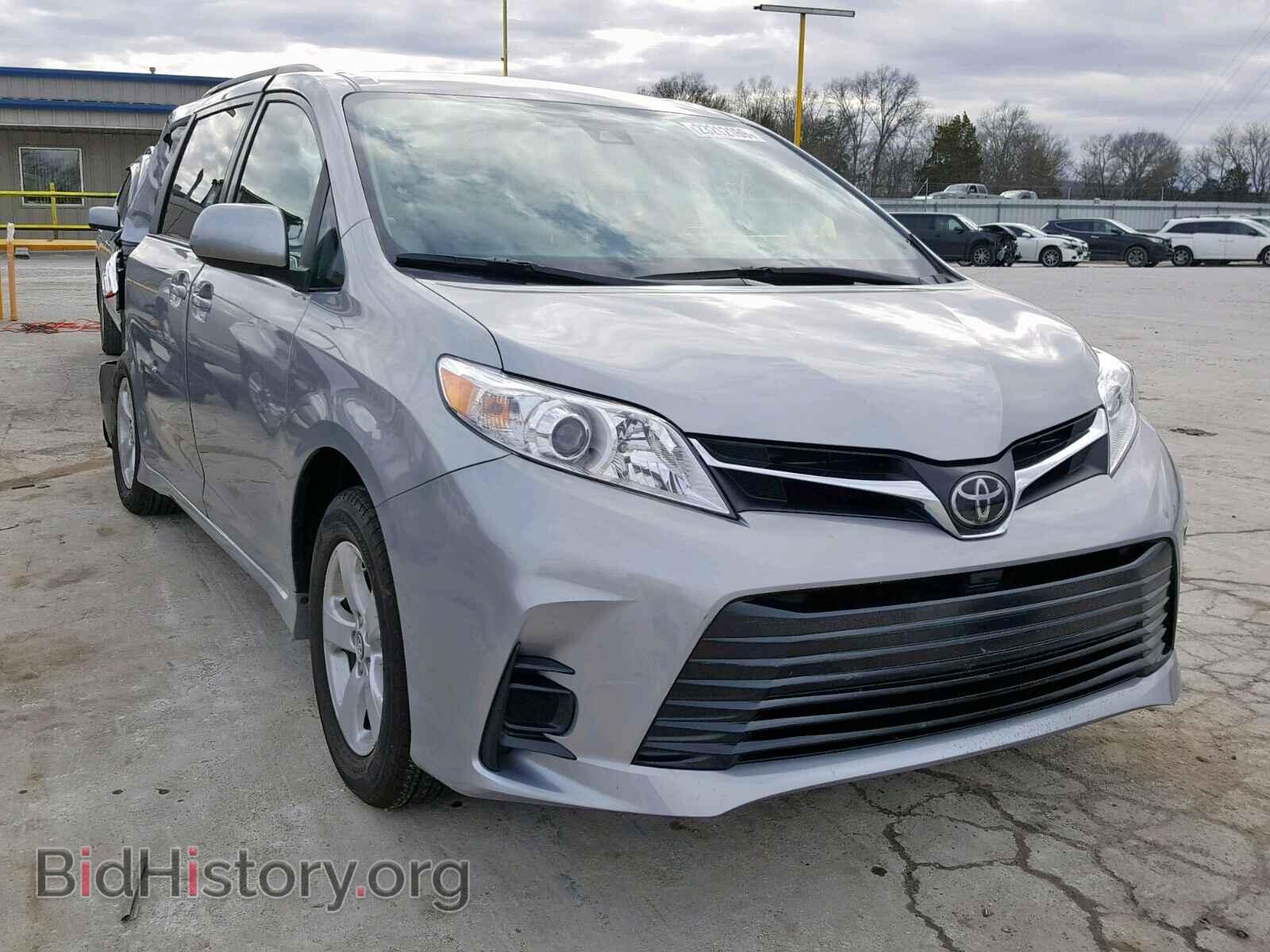 Photo 5TDKZ3DC4JS950672 - TOYOTA SIENNA LE 2018