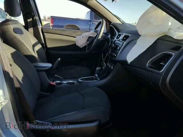 2012 CHRYSLER 200 - VIN: 1C3CCBAB7CN138324 - Фото 5