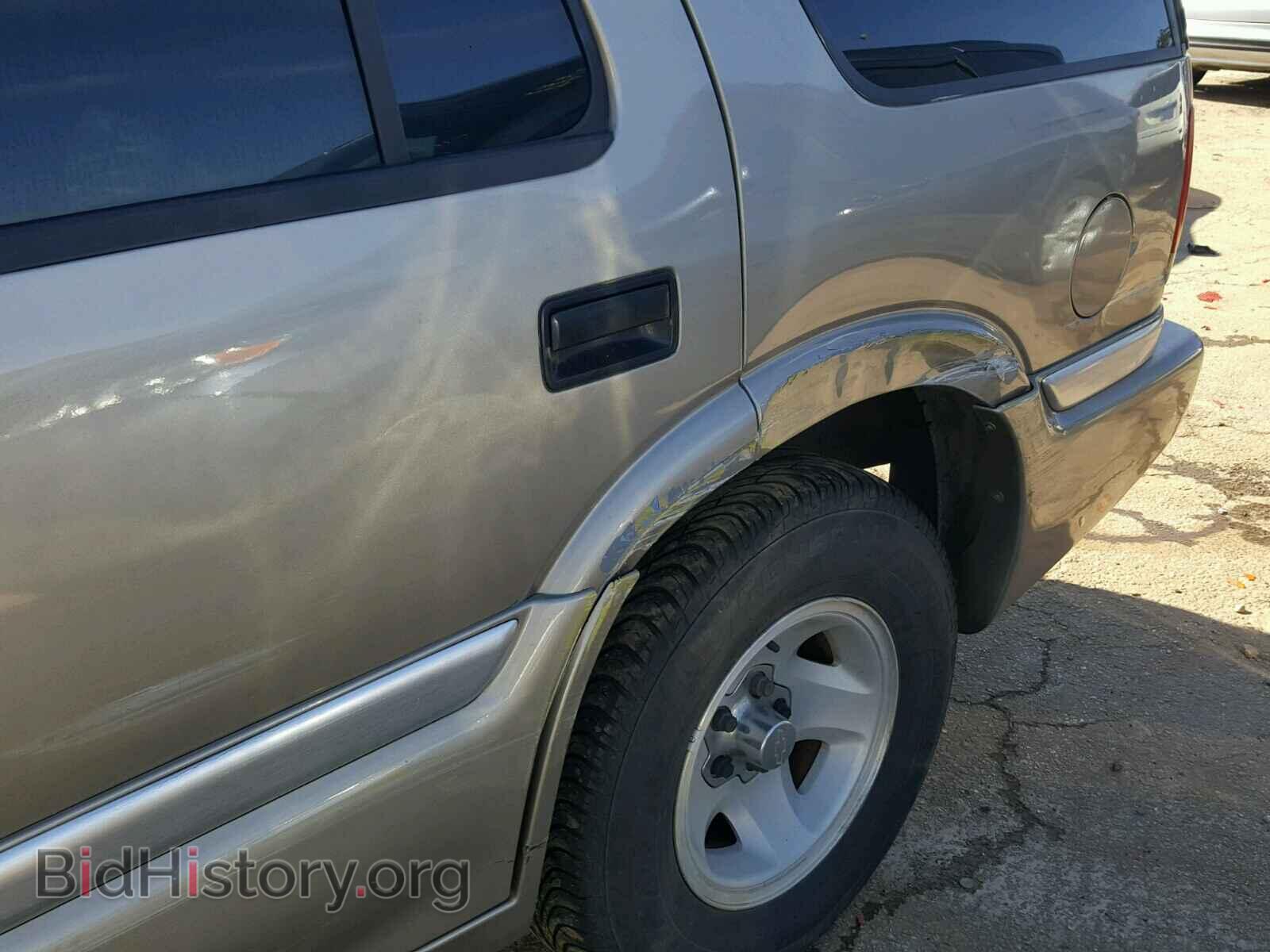 1998 GMC JIMMY - VIN: 1GKCS13W2W2571438 - Фото 9