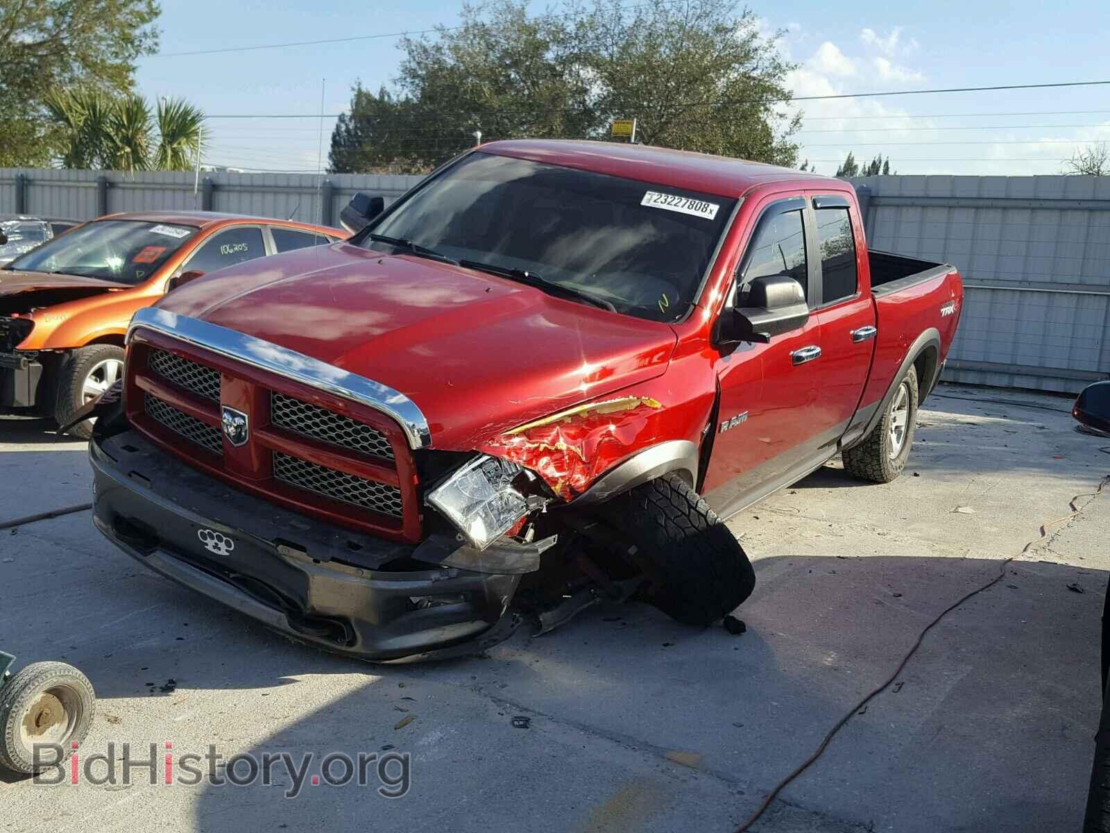2010 DODGE RAM 1500 - VIN: 1D7RV1GT4AS222700 - Фото 2