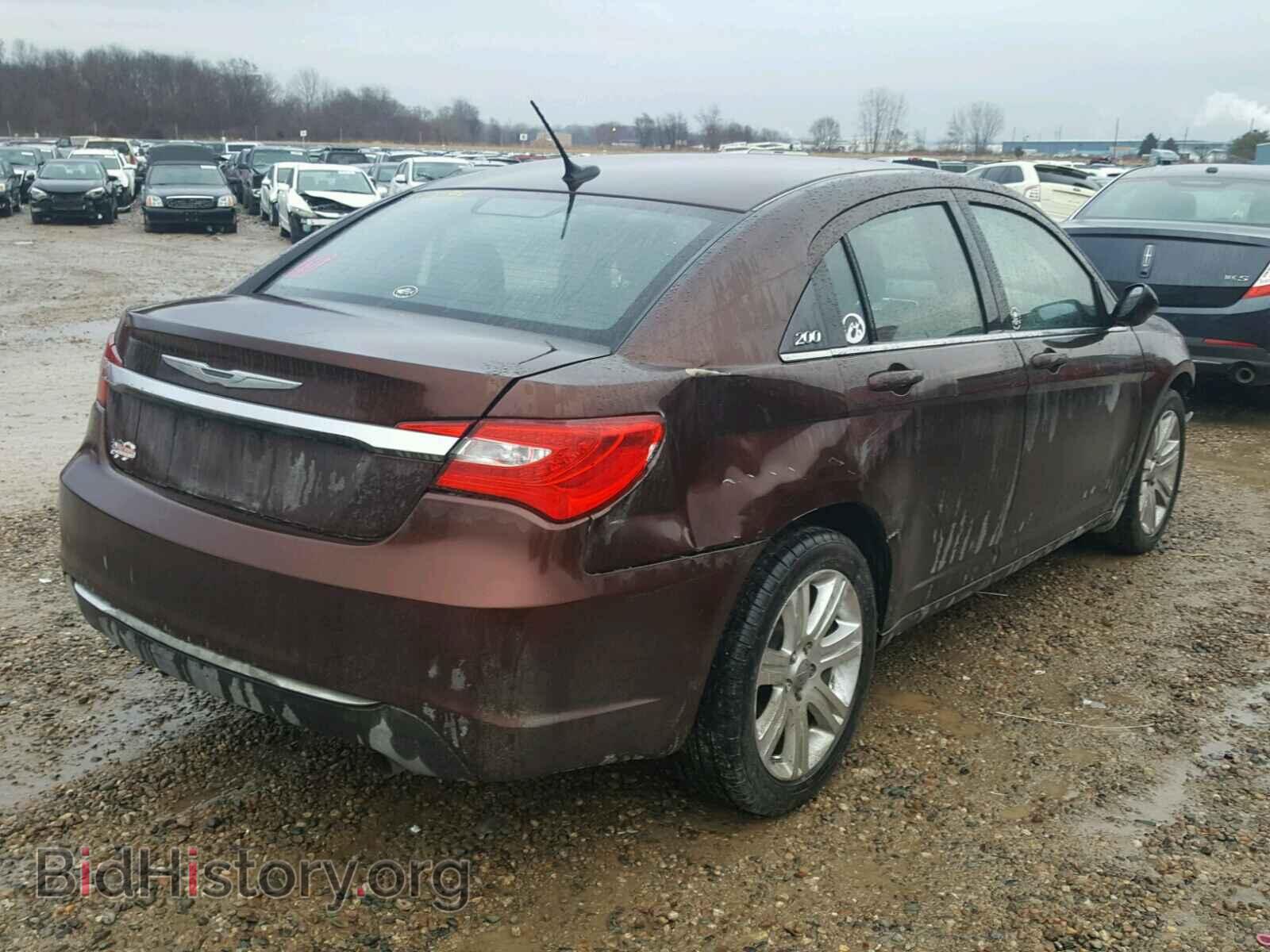 2013 CHRYSLER 200 - VIN: 1C3CCBAB3DN698116 - Фото 4