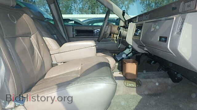 1991 CADILLAC DEVILLE - VIN: 1G6CD53BXM4282662 - Photo 5