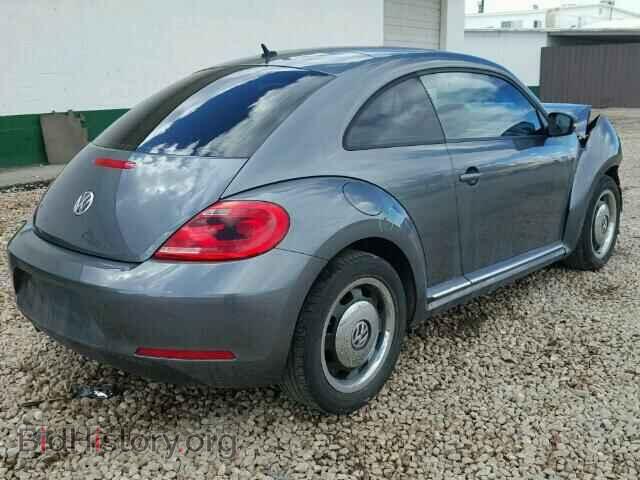 2012 VOLKSWAGEN BEETLE - VIN: 3VWJP7AT7CM628508 - Фото 4