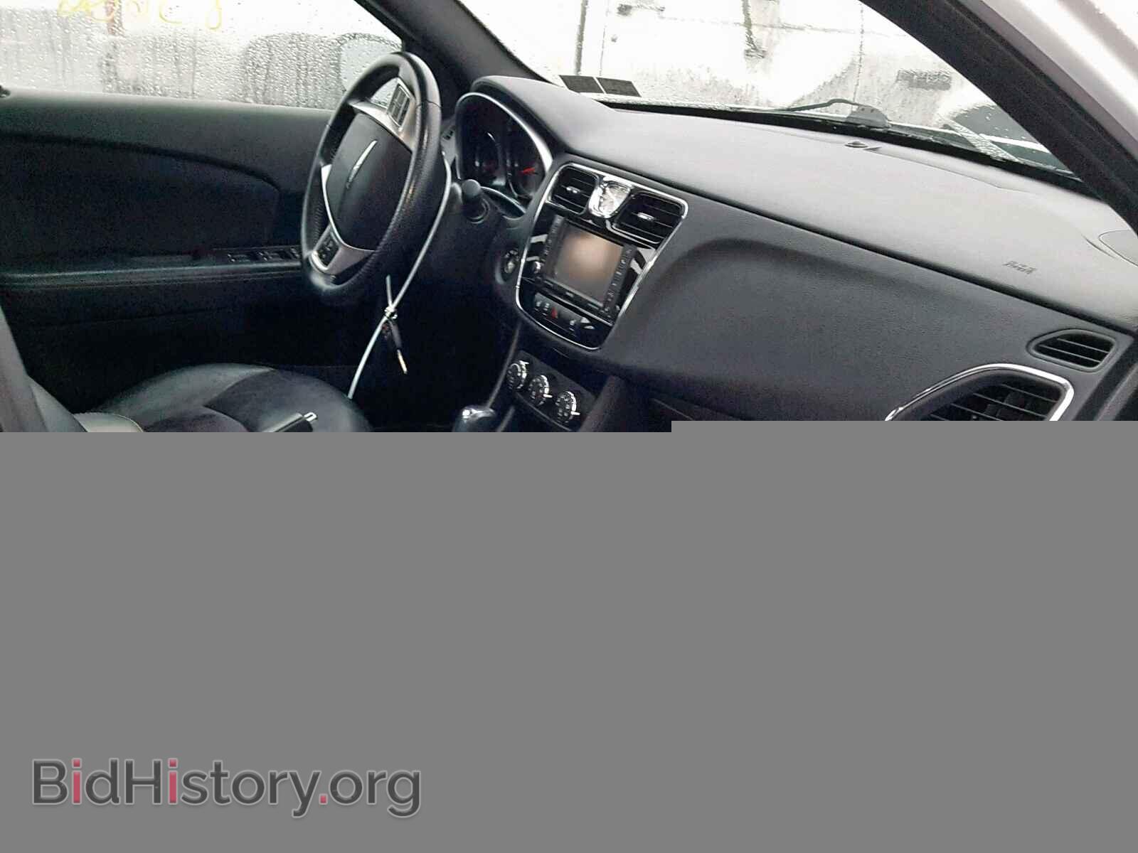 2011 CHRYSLER 200 - VIN: 1C3BC8FG4BN567065 - Фото 5